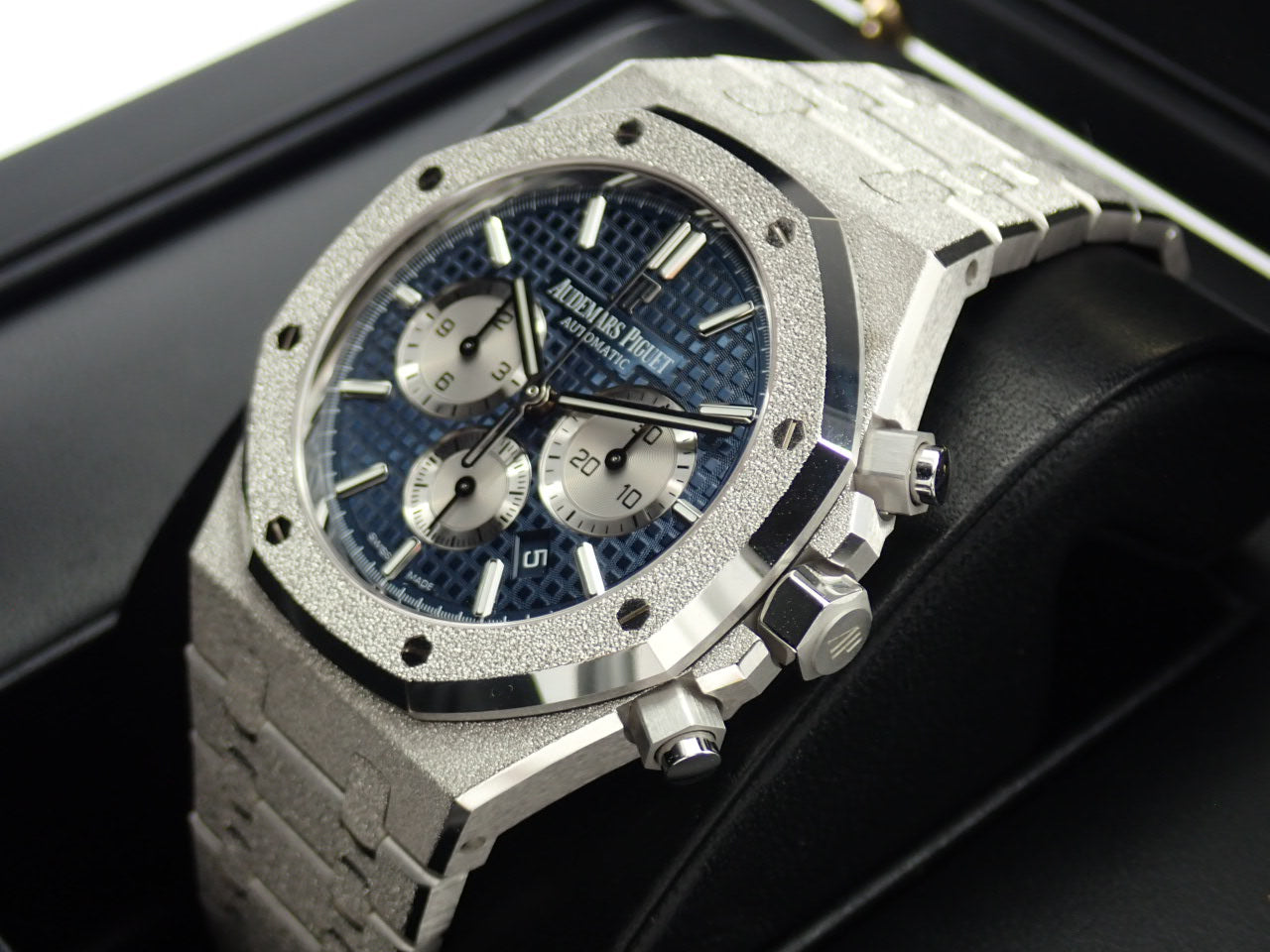 Audemars Piguet Royal Oak Frosted Gold Chronograph Japan Boutique Exclusive [Excellent Condition] &lt;Warranty, Box, etc.&gt;