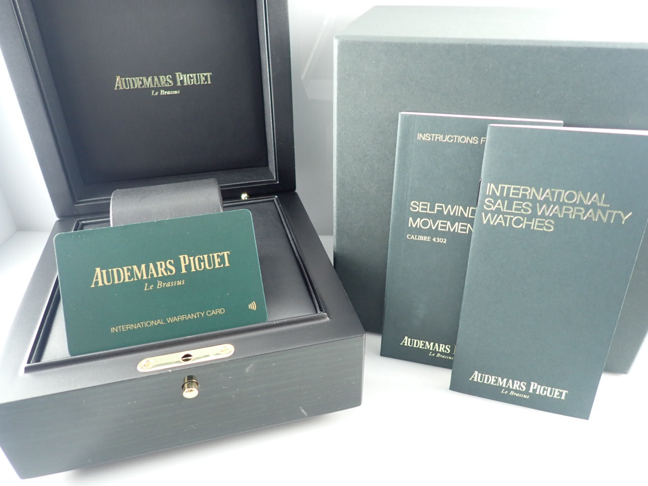 Audemars Piguet Royal Oak Automatic Blue Dial &lt;Warranty, Box, etc.&gt;