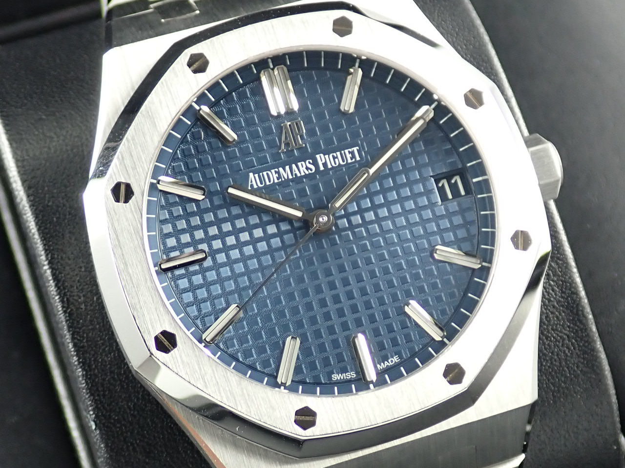 Audemars Piguet Royal Oak Automatic Blue Dial &lt;Warranty, Box, etc.&gt;