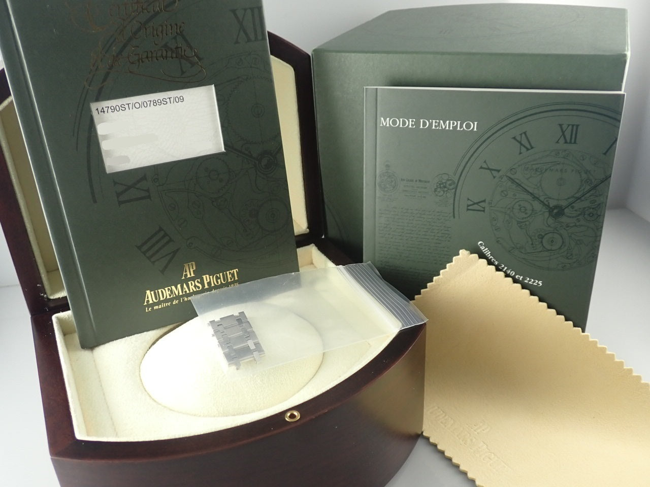 Audemars Piguet Royal Oak Medium Size &lt;Warranty, Box, etc.&gt;