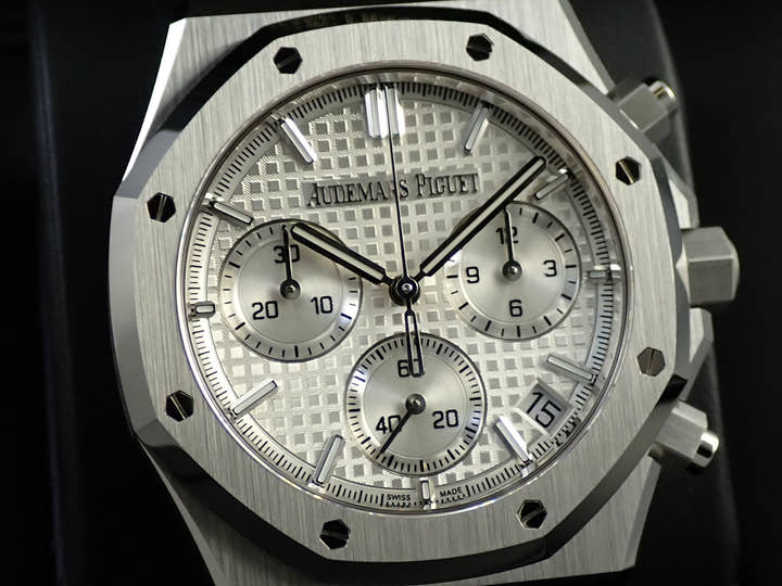 オーデマピゲ ロイヤルオーク クロノグラフ 50周年記念 Ref.26240ST.OO.1320ST.03 ステンレススチール シルバー文字盤