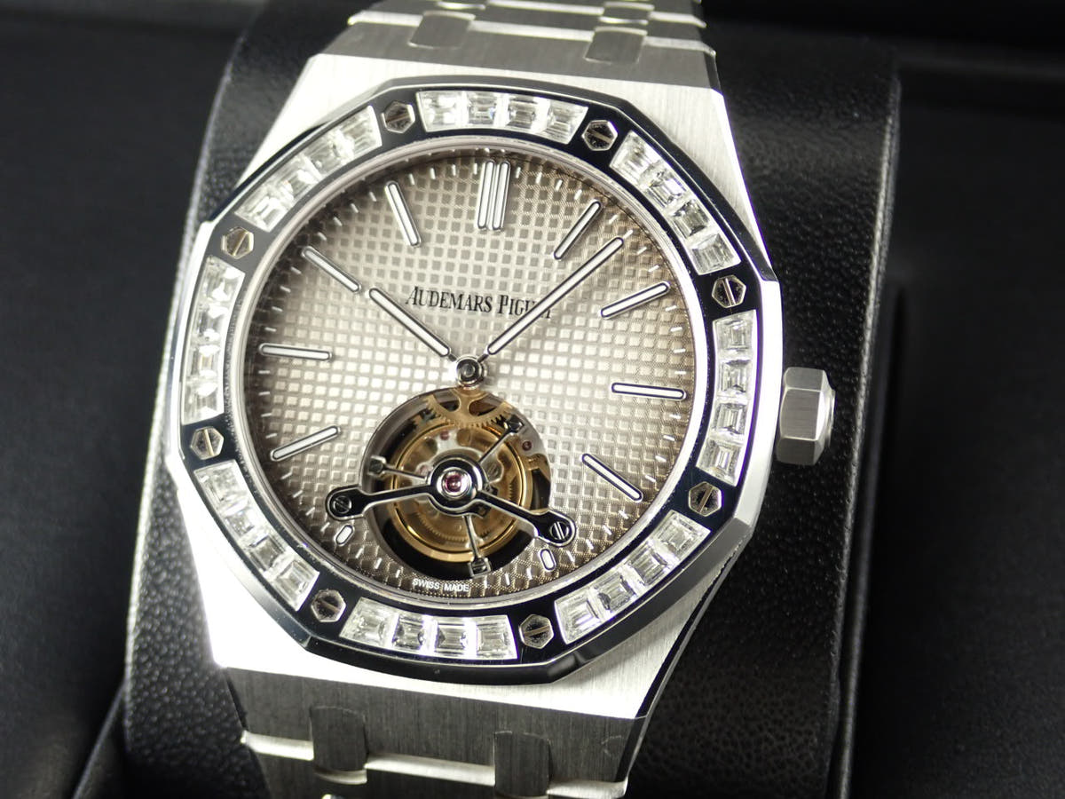 Audemars Piguet Royal Oak Ref.26516PT.ZZ.1220PT.01 Smoke Gray Dial Excellent Condition royal-oak-248