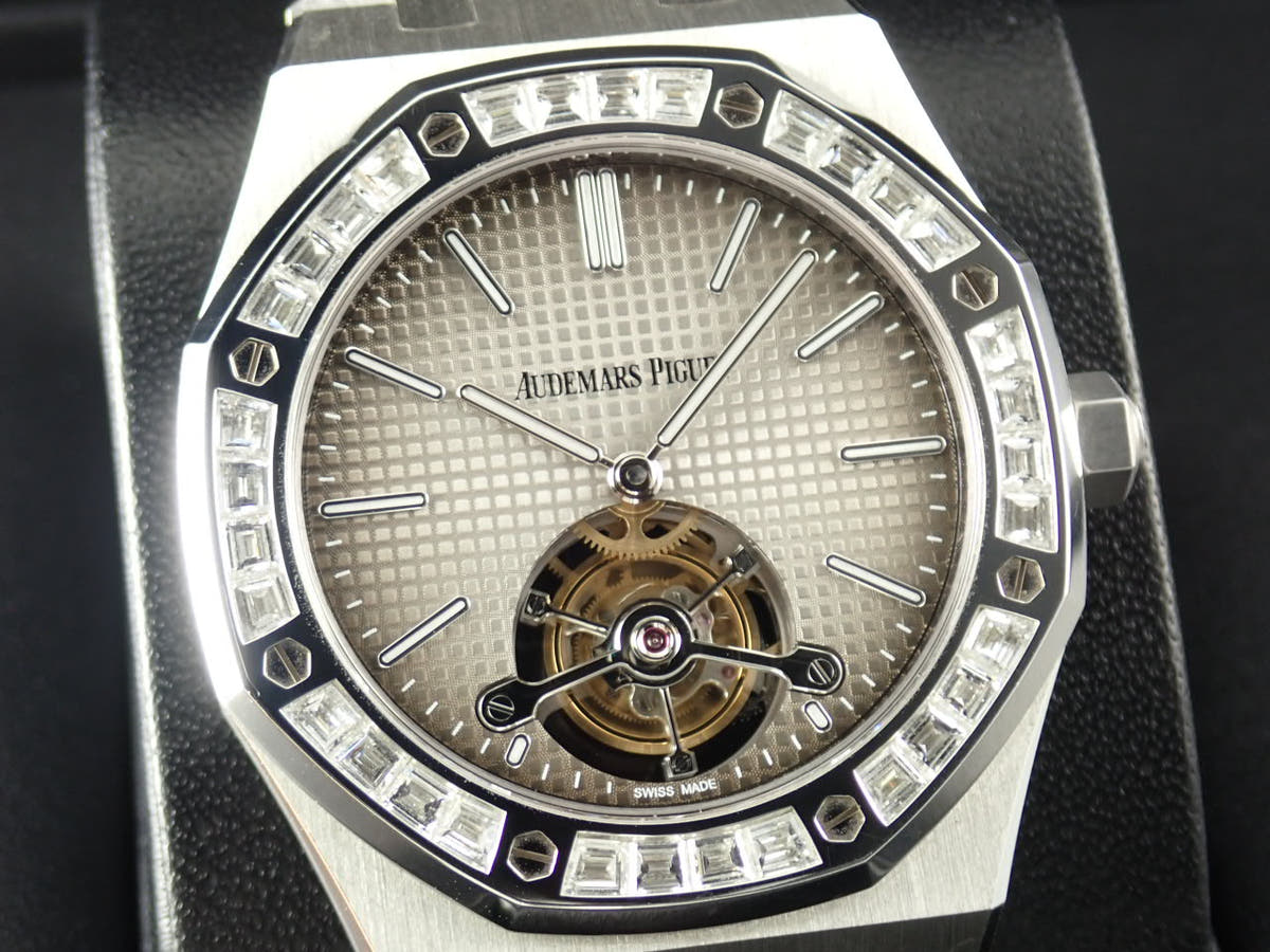 Audemars Piguet Royal Oak Ref.26516PT.ZZ.1220PT.01 Smoke Gray Dial Excellent Condition royal-oak-248