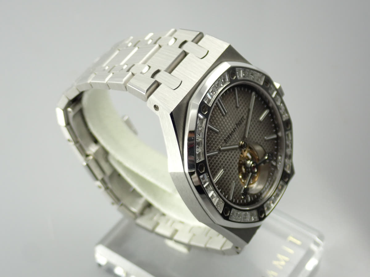 Audemars Piguet Royal Oak Ref.26516PT.ZZ.1220PT.01 Smoke Gray Dial Excellent Condition royal-oak-248