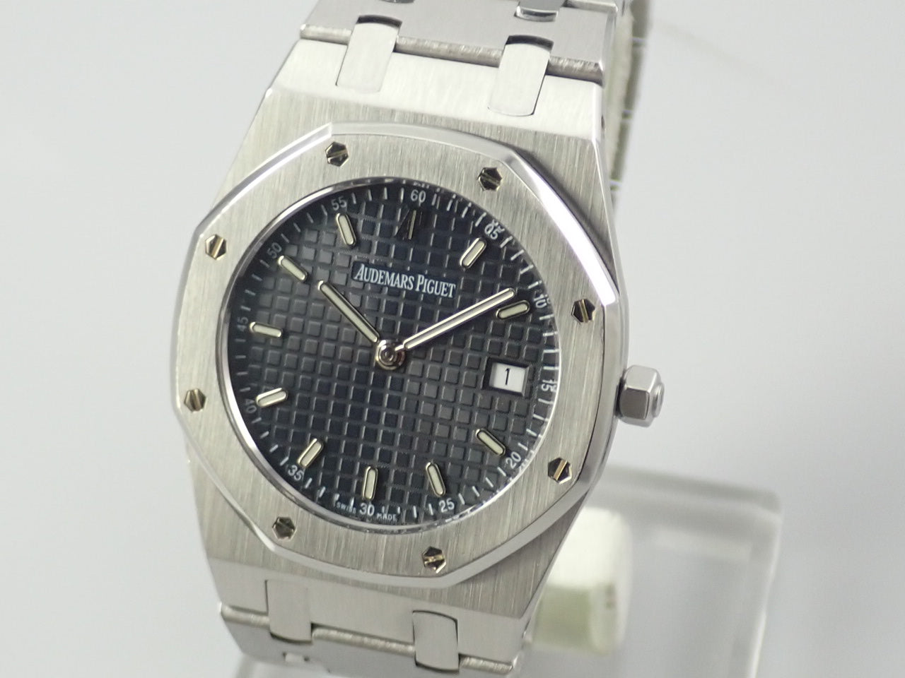 Audemars Piguet Royal Oak Medium Size Quartz Black Grey Dial