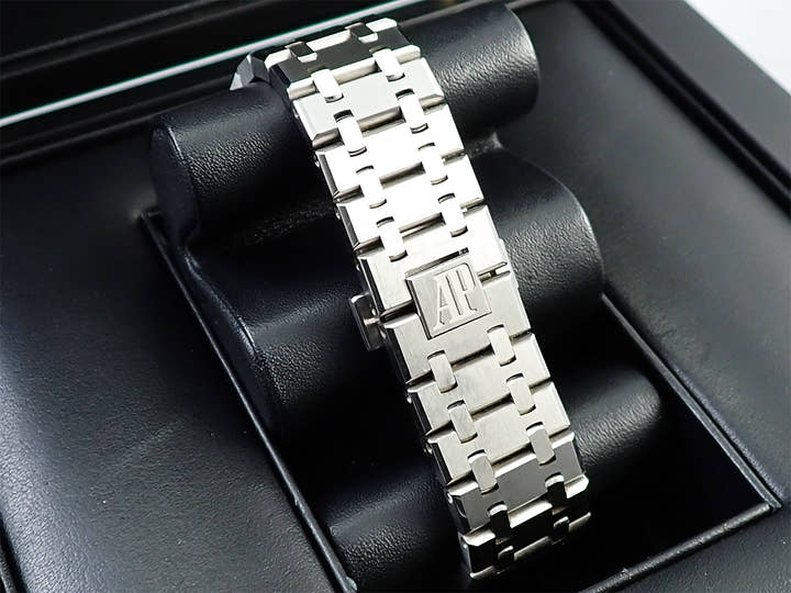 オーデマピゲ ロイヤルオーク クロノグラフ Ref.26331ST.OO.1220ST.03 ステンレススチール シルバー文字盤