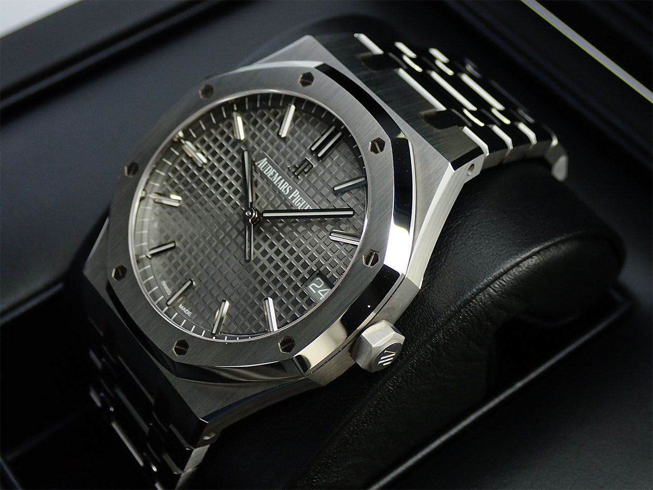 Audemars Piguet Royal Oak &lt;Warranty, Box, etc.&gt;