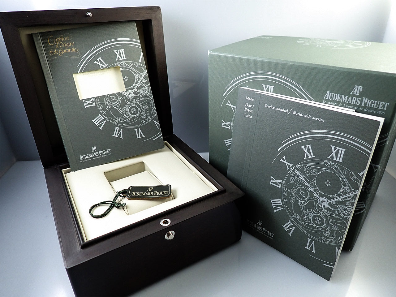 Audemars Piguet Royal Oak Day Date Moon Phase &lt;Warranty, Box, etc.&gt;