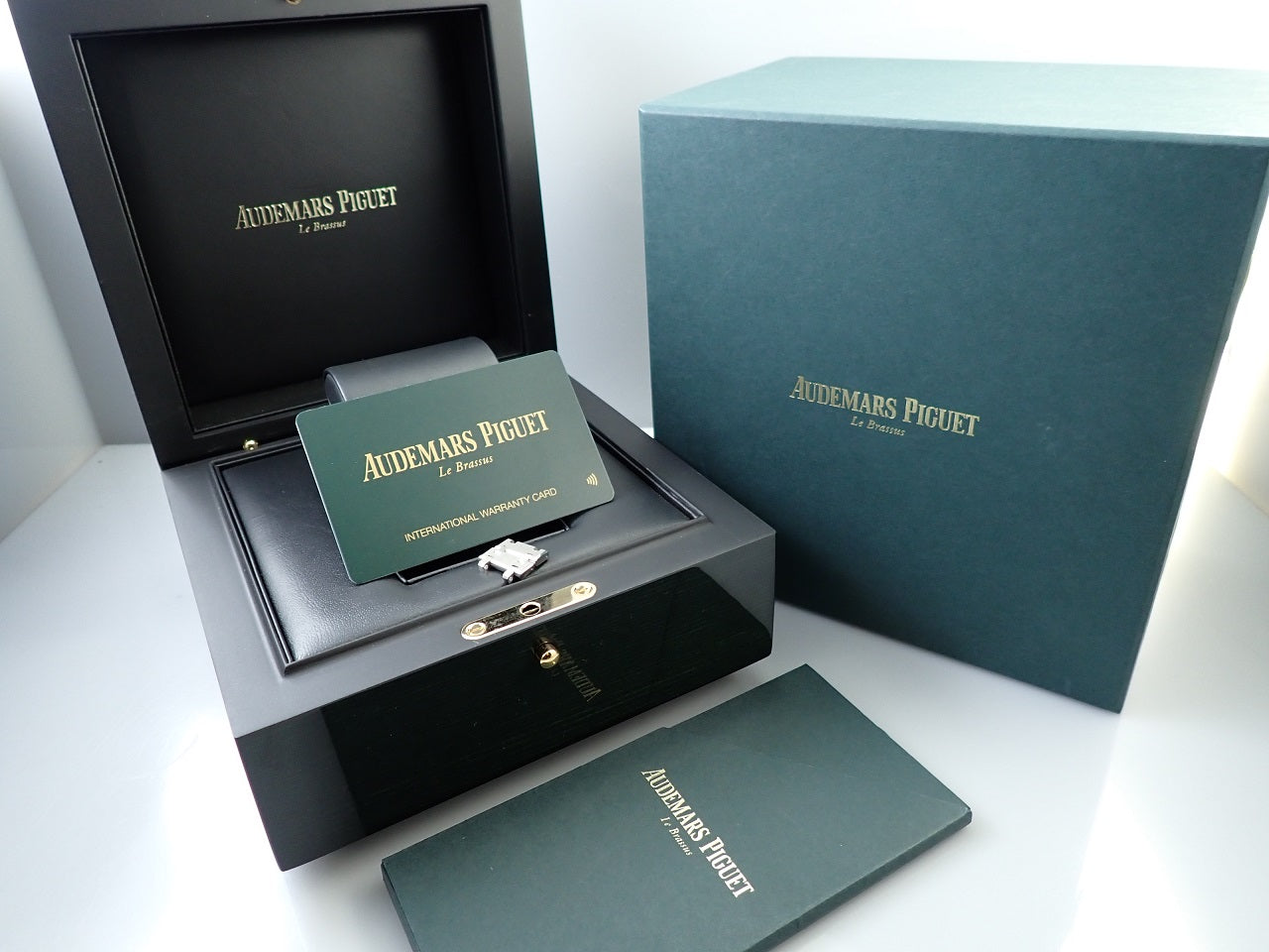 Audemars Piguet Royal Oak Extra-Thin &lt;Warranty, Box, etc.&gt;