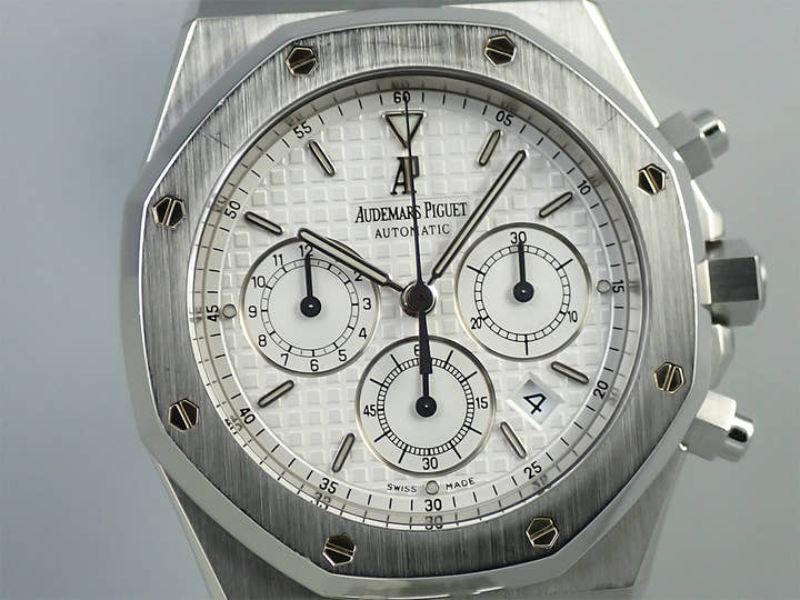 オーデマピゲ ロイヤルオーク クロノグラフ Ref.25860ST.OO.1110ST.05 ステンレススチール ホワイト文字盤
