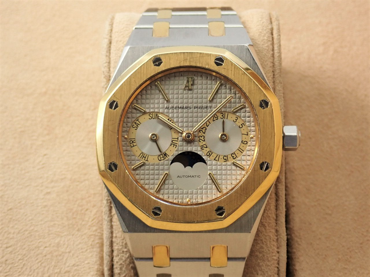 Audemars Piguet Royal Oak Day Date Moon Phase &lt;Warranty, Box, etc.&gt;