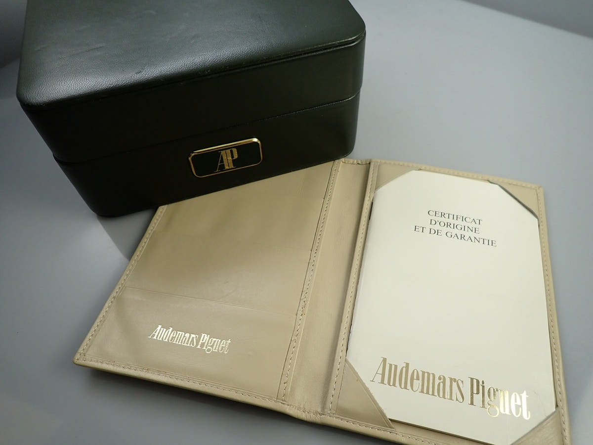 オーデマピゲ ロイヤルオーク デイデイト ムーンフェイズ Ref.5594.477 グレー文字盤 中古 H6131169
