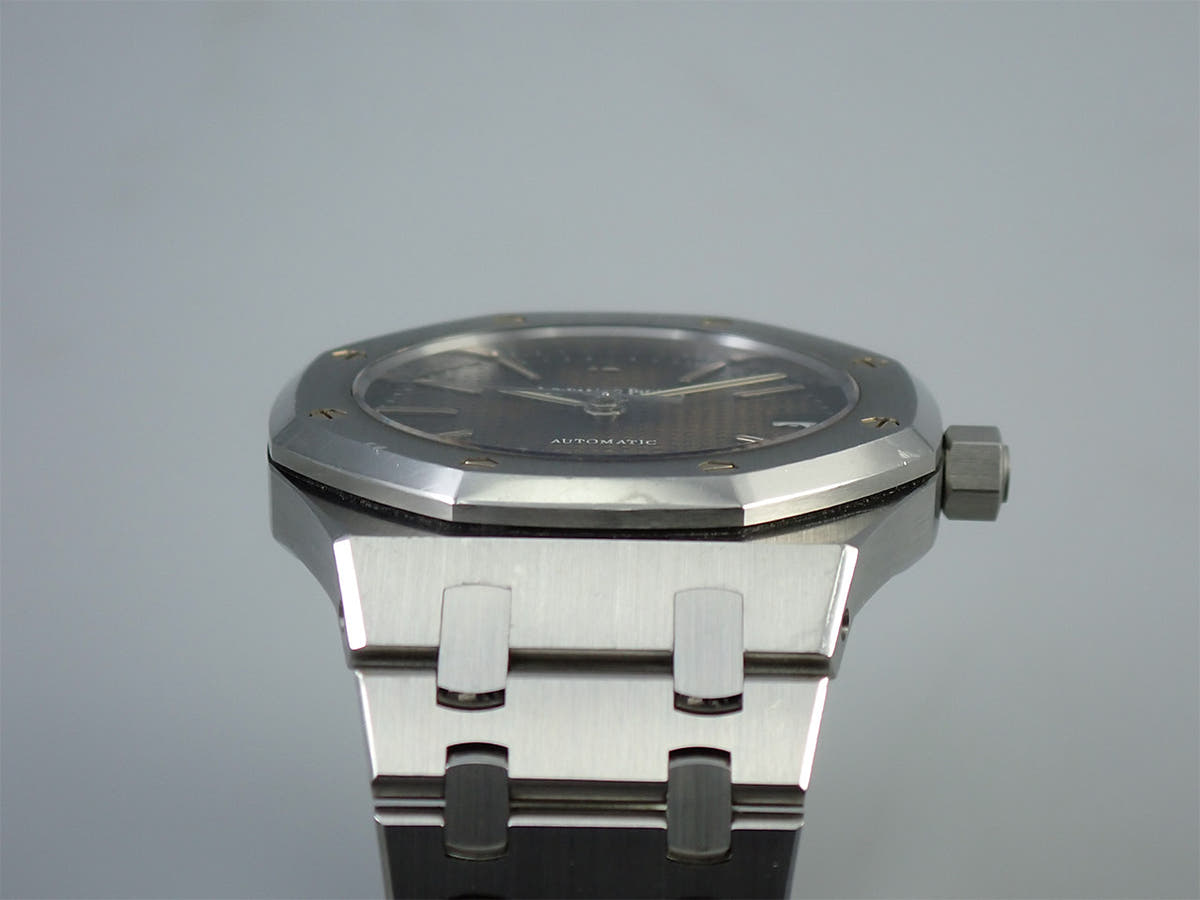 オーデマピゲ ロイヤルオーク Ref.14790ST.OO.0789ST.01 ブラックグレー文字盤 中古 834A0731