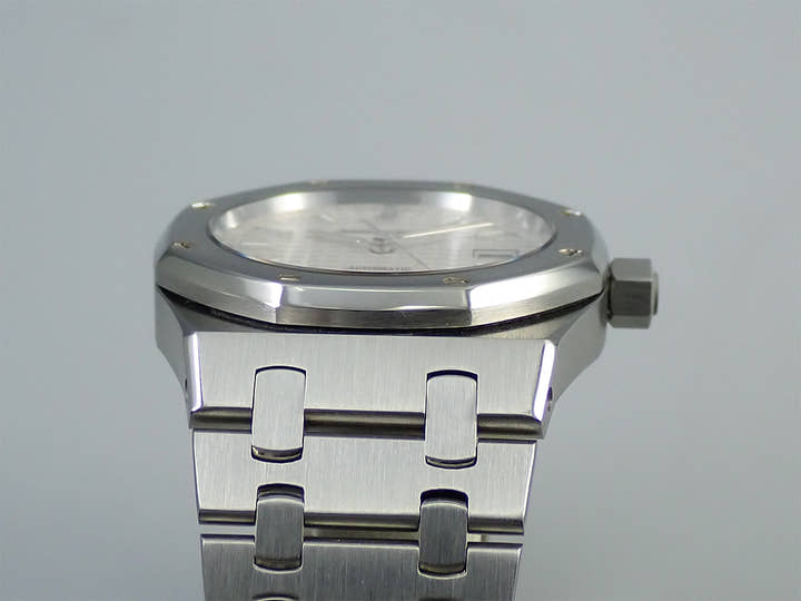 オーデマピゲ ロイヤルオーク Ref.15000ST.OO.0789ST.07 ステンレススチール ホワイト文字盤