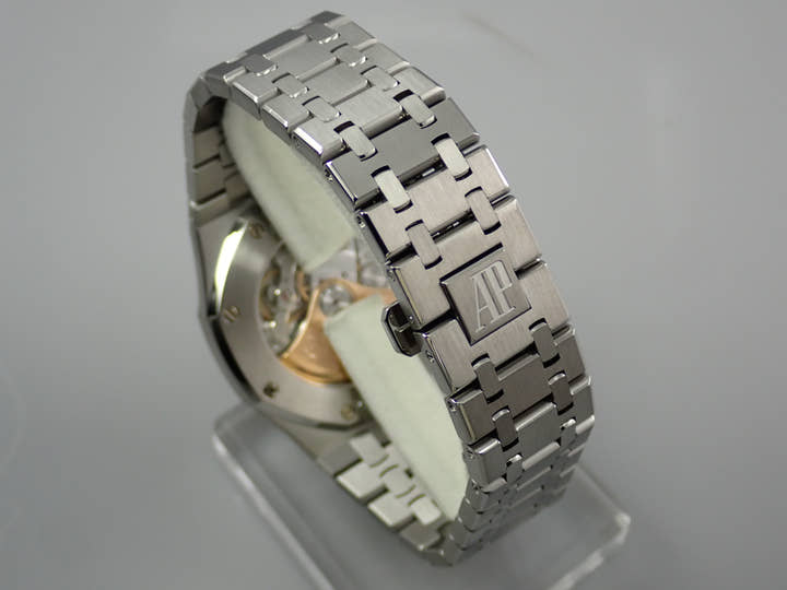 Audemars Piguet Royal Oak Ref. 15300ST Stainless Steel Silver Dial
