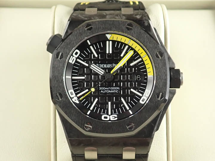 Audemars Piguet Royal Oak Offshore Diver Ref. 15706AU.OO.A002CA.01 Carbon Black Dial