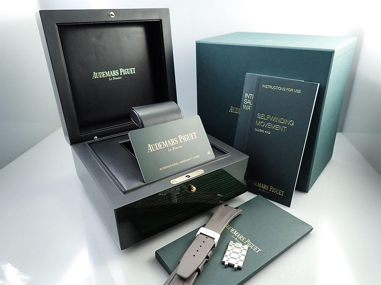 Audemars Piguet Royal Oak Automatic &lt;Warranty, Box, etc.&gt;