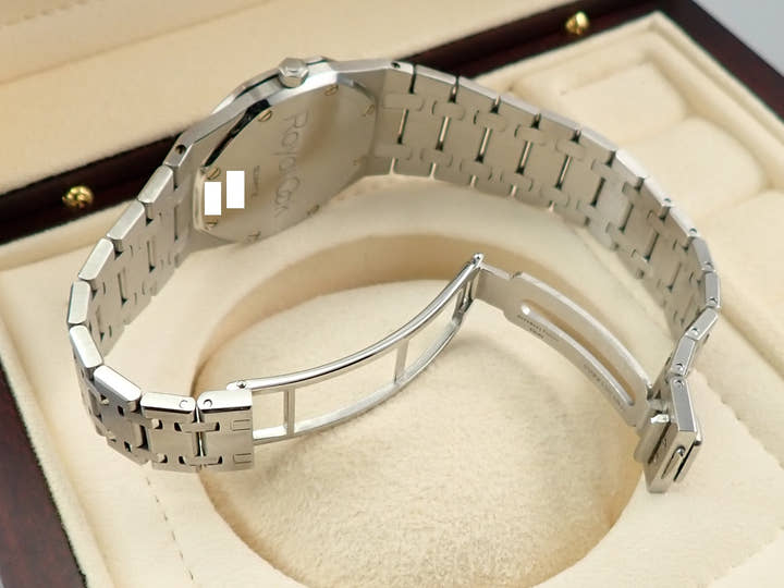 オーデマピゲ ロイヤルオーク クォーツ Ref.56175ST/O/0789ST/07 ステンレススチール ブラックグレー文字盤