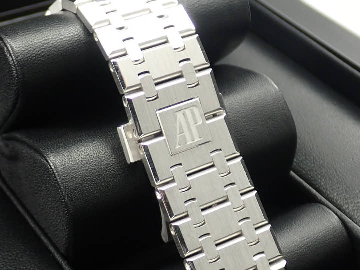 Audemars Piguet Royal Oak Perpetual Calendar <Warranty, Box, etc.>
