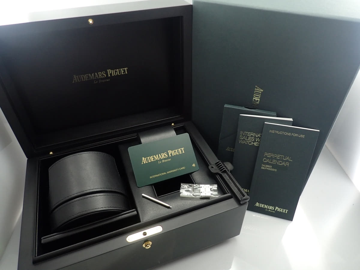 Audemars Piguet Royal Oak Perpetual Calendar &lt;Warranty, Box, etc.&gt;