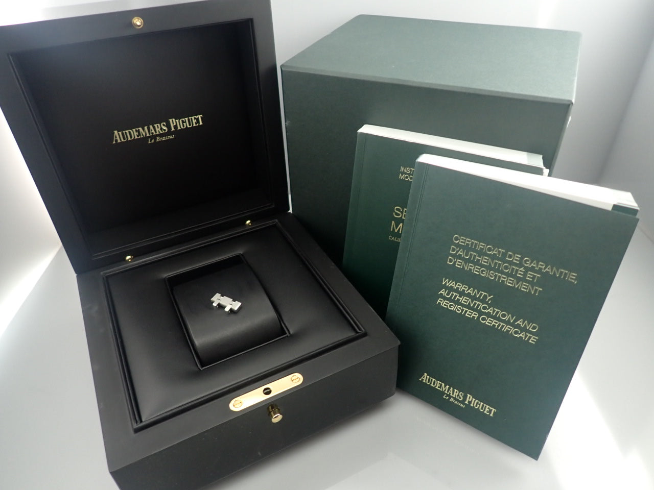 Audemars Piguet Royal Oak Automatic [Good Condition] &lt;Warranty, Box, etc.&gt;