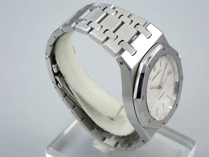 オーデマピゲ ロイヤルオーク Ref.15000ST.OO.0789ST.07 ステンレススチール ホワイト文字盤