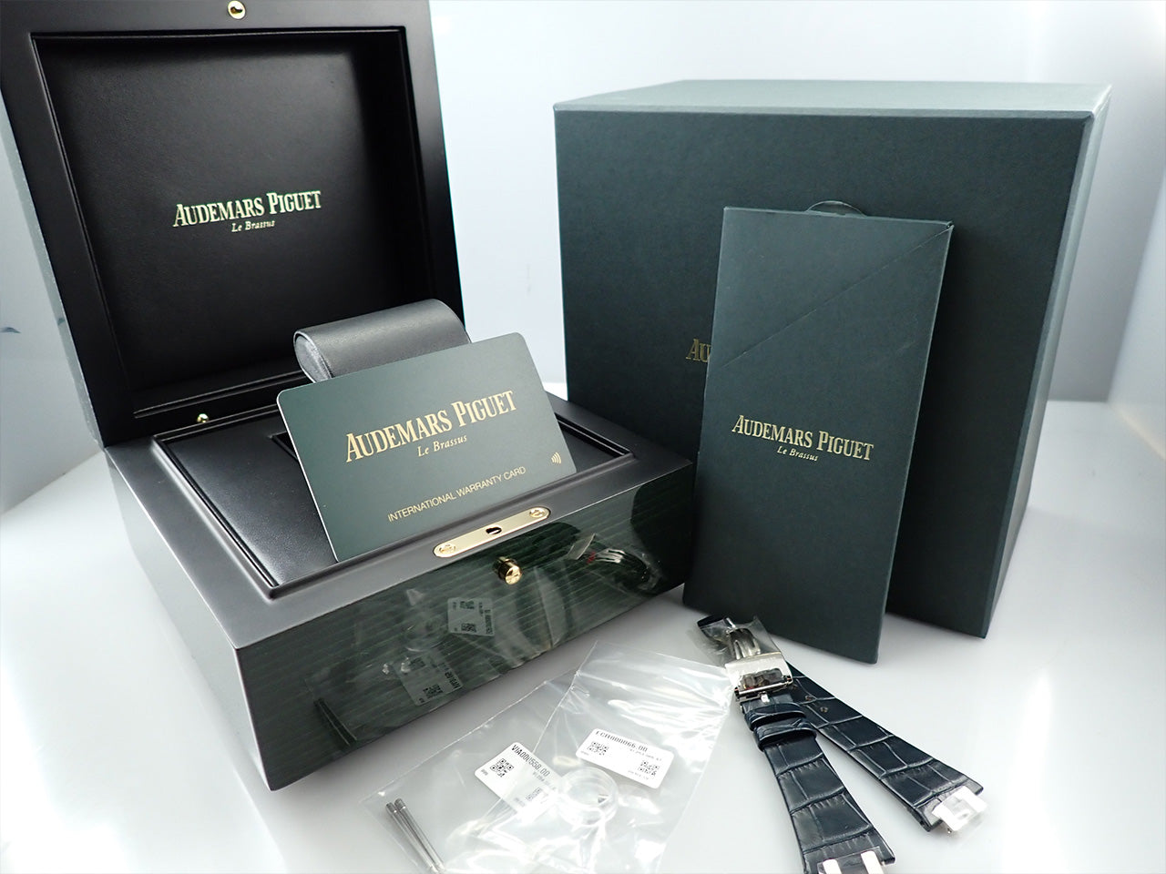 Audemars Piguet Royal Oak Automatic &lt;Warranty, Box, etc.&gt;