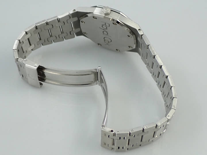 オーデマピゲ ロイヤルオーク Ref.14100ST.OO.0477ST.01 ステンレススチール ブラック文字盤