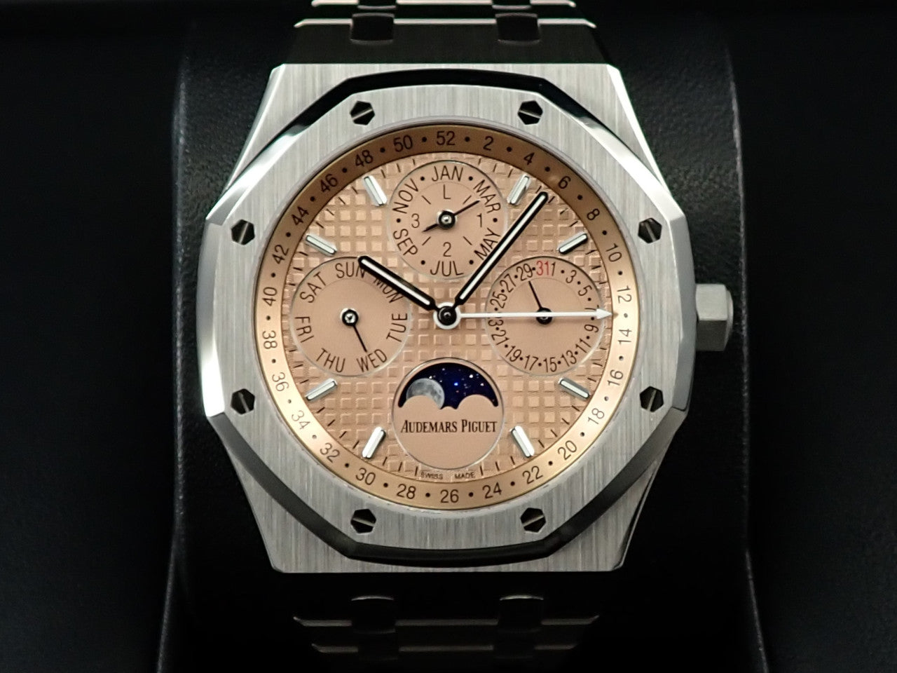 Audemars Piguet Royal Oak Perpetual Calendar &lt;Warranty, Box, etc.&gt;