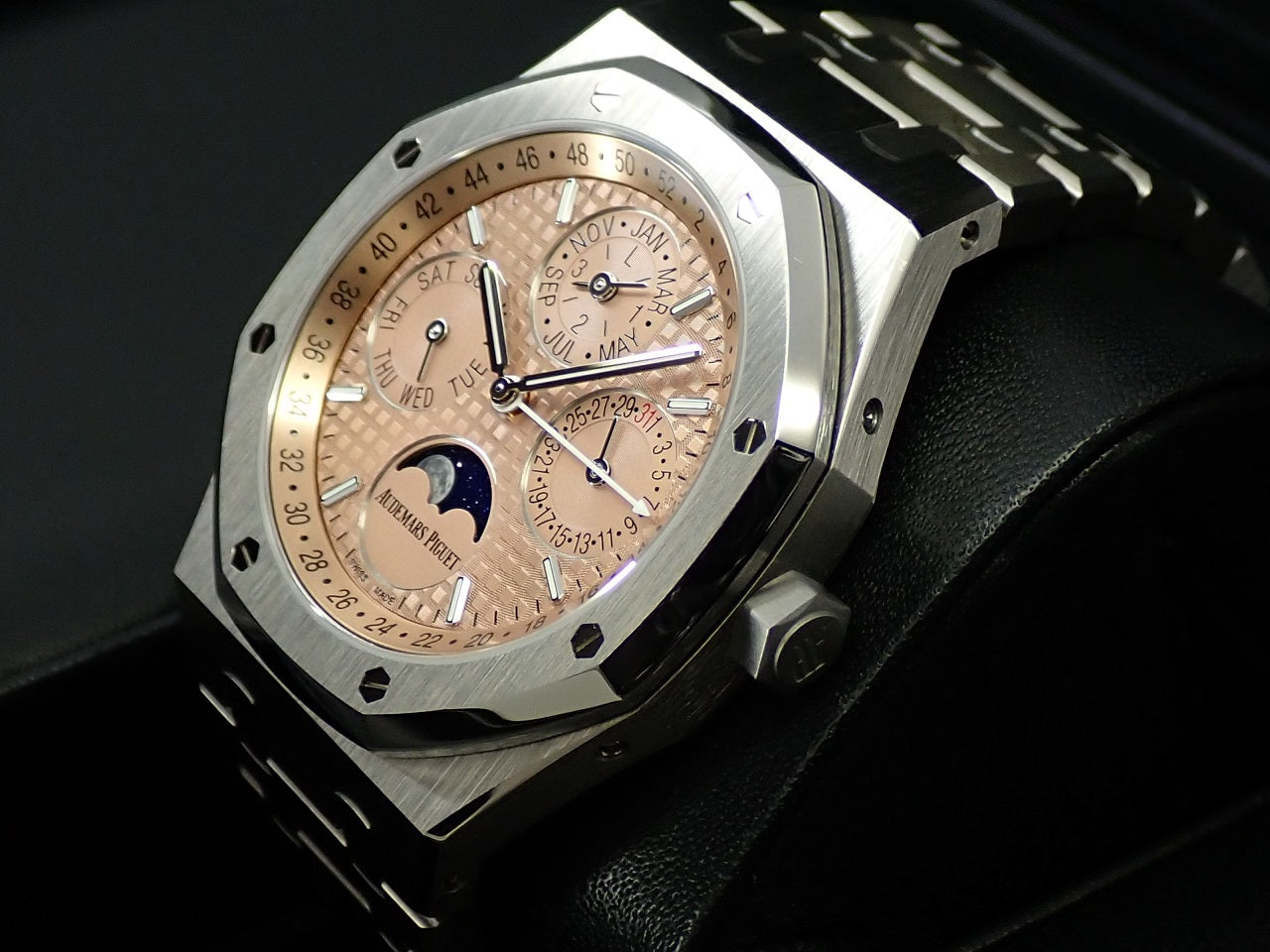 Audemars Piguet Royal Oak Perpetual Calendar &lt;Warranty, Box, etc.&gt;