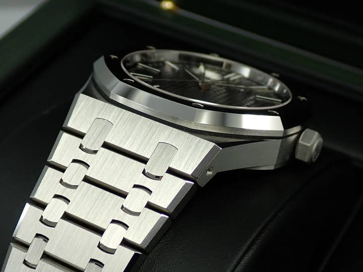 オーデマピゲ ロイヤルオーク Ref.15510ST.OO.1320ST.10 ステンレススチール グレー文字盤