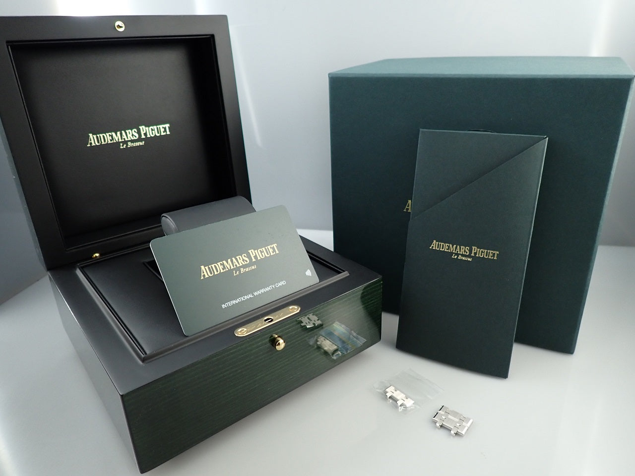 Audemars Piguet Royal Oak Automatic &lt;Warranty, Box, etc.&gt;