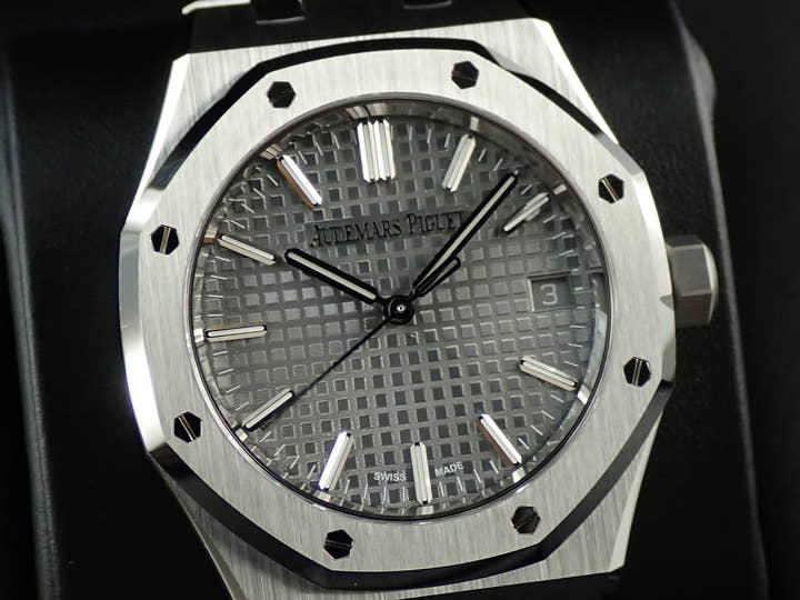 オーデマピゲ ロイヤルオーク Ref.15550ST.OO.1356ST.07 ステンレススチール グレー文字盤