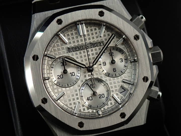 オーデマピゲ ロイヤルオーク クロノグラフ 50周年記念 Ref.26240ST.OO.1320ST.03 ステンレススチール シルバー文字盤