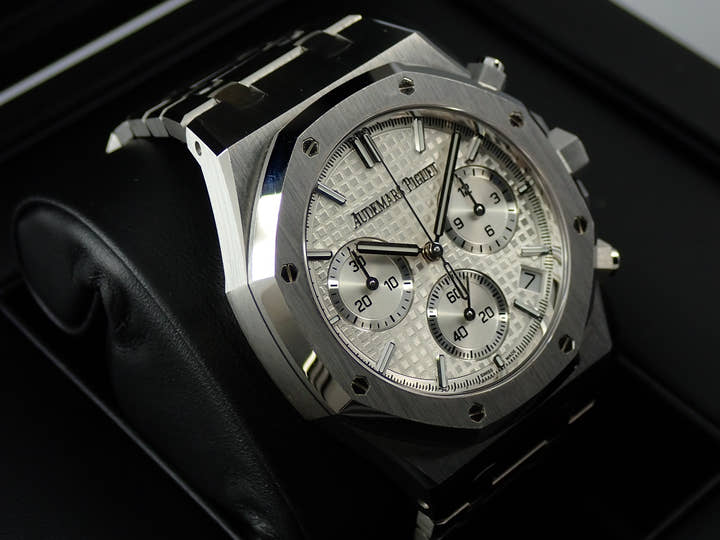 オーデマピゲ ロイヤルオーク クロノグラフ 50周年記念 Ref.26240ST.OO.1320ST.03 ステンレススチール シルバー文字盤