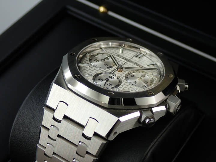 オーデマピゲ ロイヤルオーク クロノグラフ 50周年記念 Ref.26240ST.OO.1320ST.03 ステンレススチール シルバー文字盤