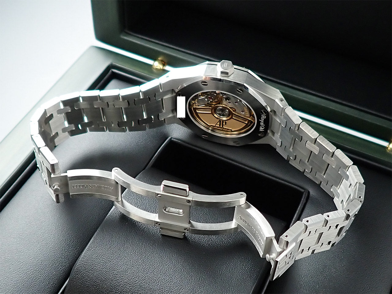 Audemars Piguet Royal Oak &lt;Warranty and Box&gt;