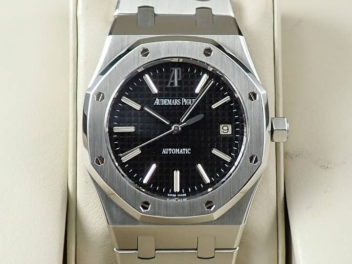 Audemars Piguet Royal Oak Ref. 15300ST.OO.1220ST.03 Stainless Steel Black Dial