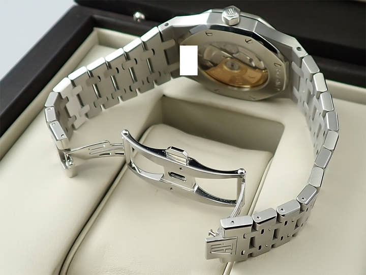 Audemars Piguet Royal Oak Ref. 15300ST.OO.1220ST.03 Stainless Steel Black Dial
