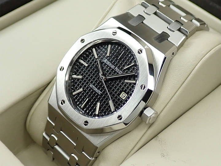 Audemars Piguet Royal Oak Ref. 15300ST.OO.1220ST.03 Stainless Steel Black Dial