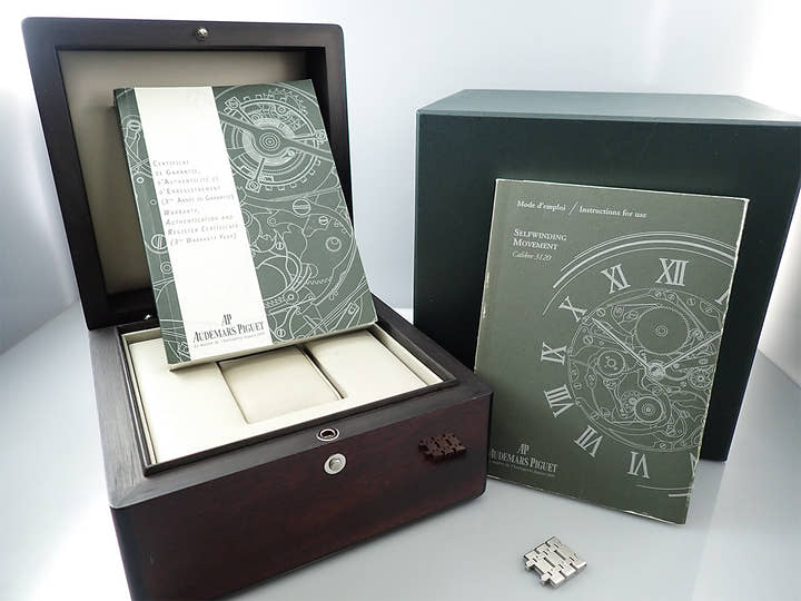 Audemars Piguet Royal Oak Ref. 15300ST.OO.1220ST.03 Stainless Steel Black Dial