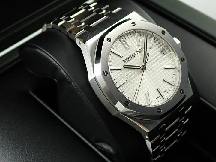 オーデマピゲ ロイヤルオーク Ref.15510ST.OO.1320ST.08 ステンレススチール シルバー文字盤