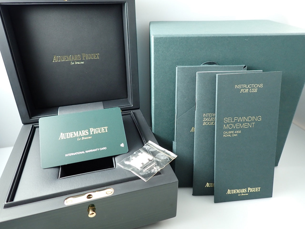 Audemars Piguet Royal Oak Automatic &lt;Warranty, Box, etc.&gt;