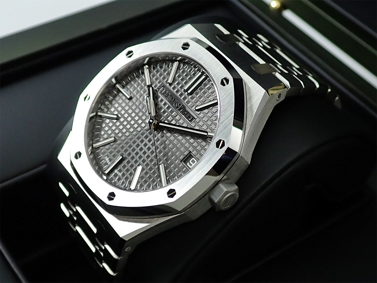 Audemars Piguet Royal Oak Automatic 50th Anniversary &lt;Warranty, Box, etc.&gt;