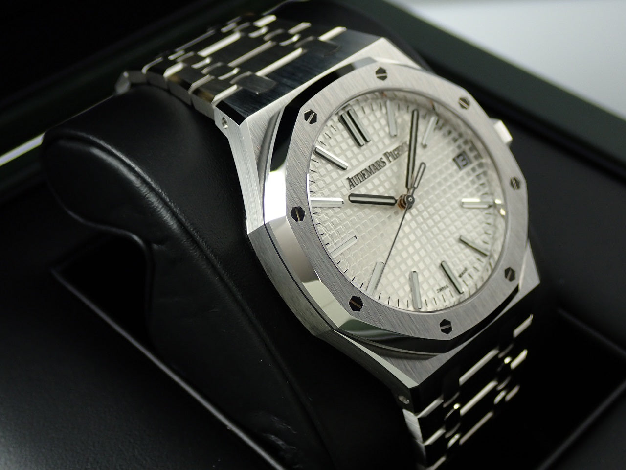 Audemars Piguet Royal Oak Automatic 50th Anniversary &lt;Warranty, Box, etc.&gt;