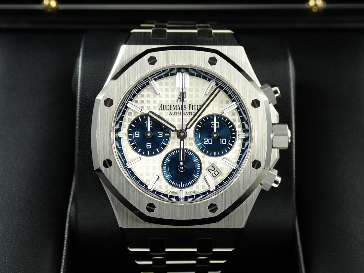 オーデマピゲ ロイヤルオーク クロノグラフ Ref.26315ST.OO.1256ST.01 シルバー文字盤 未使用 PZP427S5