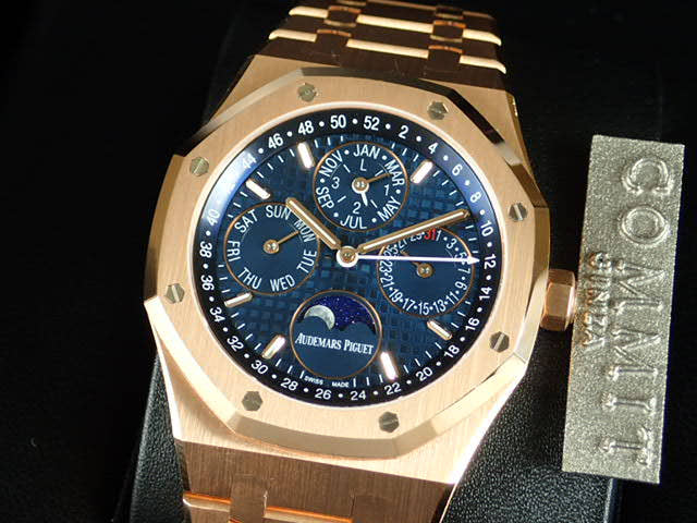 オーデマピゲ ロイヤルオーク Ref.26574OR.OO.1220OR.02 ブルー文字盤 未使用 royal-oak-35
