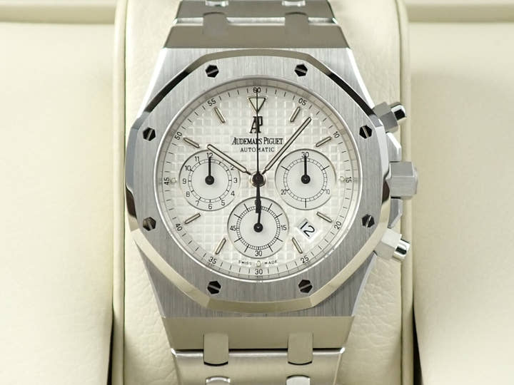 オーデマピゲ ロイヤルオーク クロノグラフ Ref.25860ST.OO.1110ST.05 ステンレススチール ホワイト文字盤