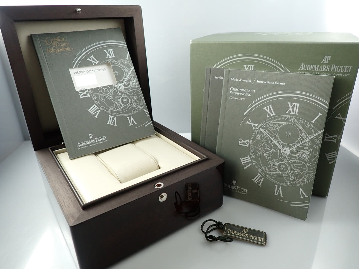 オーデマピゲ ロイヤルオーク クロノグラフ Ref.25860ST.OO.1110ST.05 ホワイト文字盤 美品 JYW23ZYZ