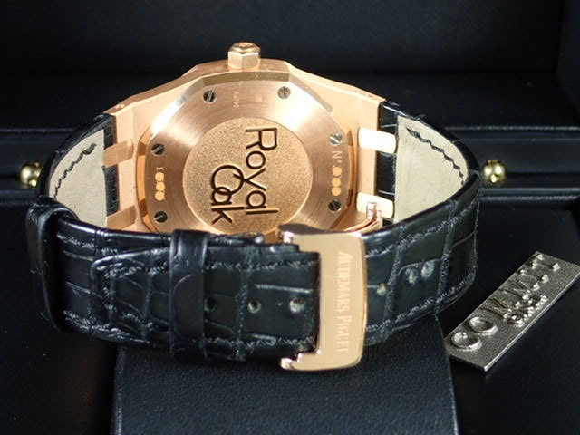 オーデマピゲ ロイヤルオーク Ref.26120OR.OO.D002CR.01 ブラック文字盤 中古 royal-oak-37